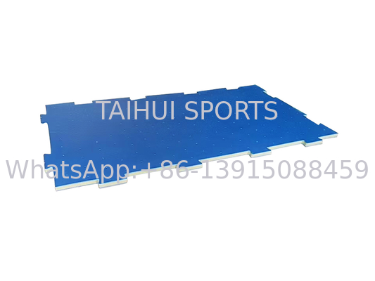Schlagplatten mit Schlagfläche 20 mm 30 mm 50 mm Puzzle Pad künstliches Gras CFH getestet