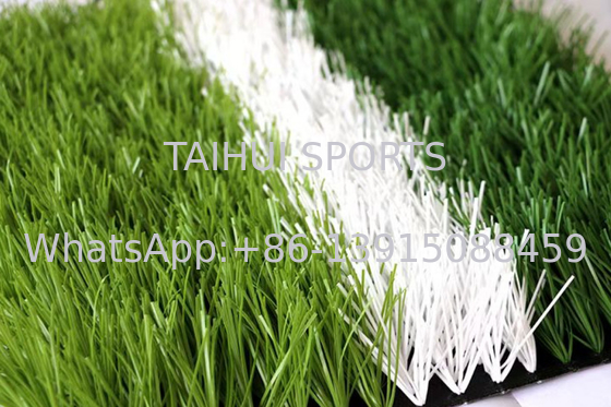 50mm Stapelhöhe Synthetisches PE-Material Gartendekoration Kunstgrasteppich für Fußballfeld