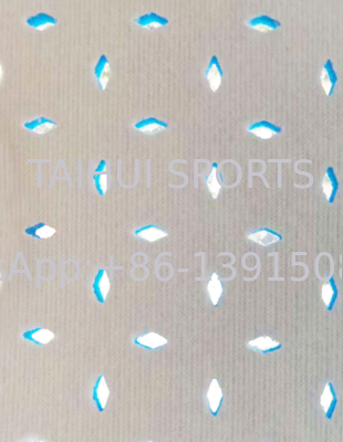 UV-beständige Stoßpolster für Sportfelder Laminationsgewebe und 3D-Nylongewebe PE-Schaum unter künstlichem Gras