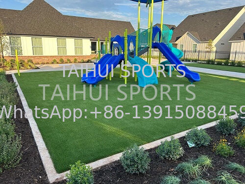 HIC/CFH Zertifiziertes Spielplatz-Stoßpolster mit 10-100 mm Dicke für überlegene Stoßdämpfung