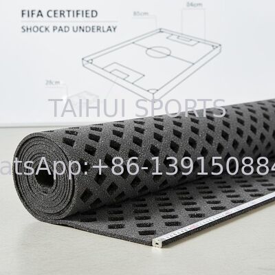 FIFA-zertifizierte Schockpolster-Unterlage mit Rautenlochdesign für Kunstrasen-Sportfelder mit individueller Länge